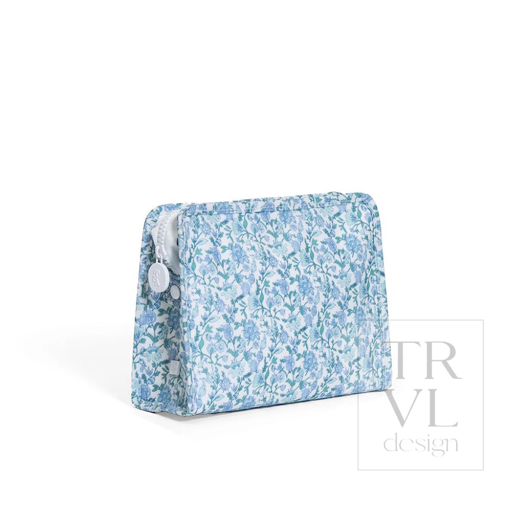 TRVL Hamptons Floral Roadies